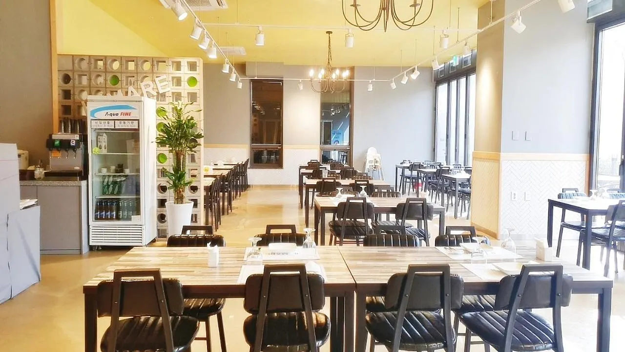 Riviera Incheon Airport Hotel 4*,